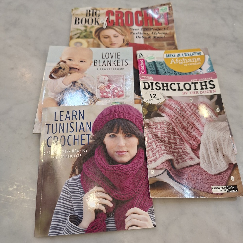 Leisure Arts Crochet Pattern Book Lot DIY Crafts Afghans Lovie Blankets Knitting
